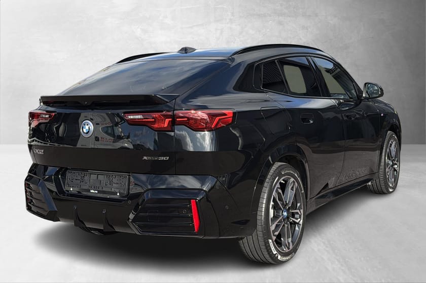 Bilde 3 av BMW iX2 xDrive30 30e Msport, ACC, Harman, 360', HUD, 19''alu,