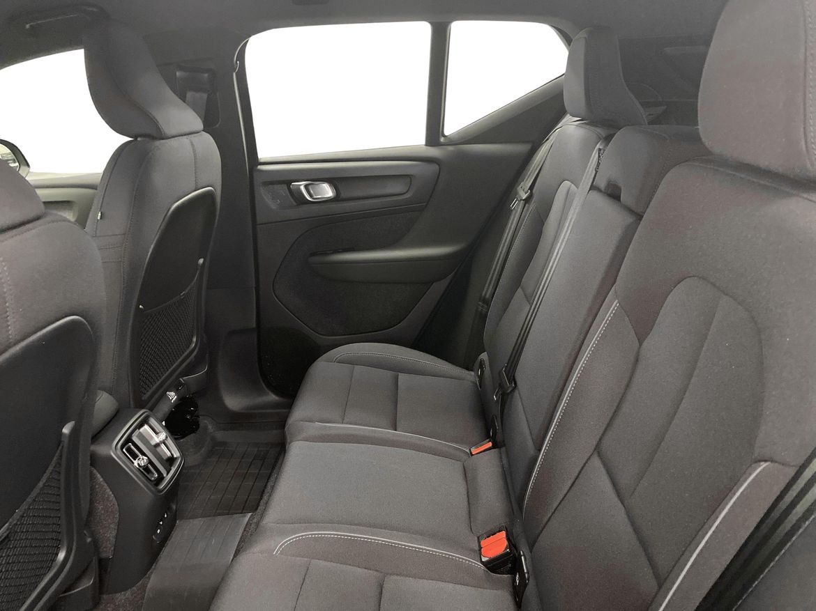 Volvo XC40 2023 - miniatyr 7