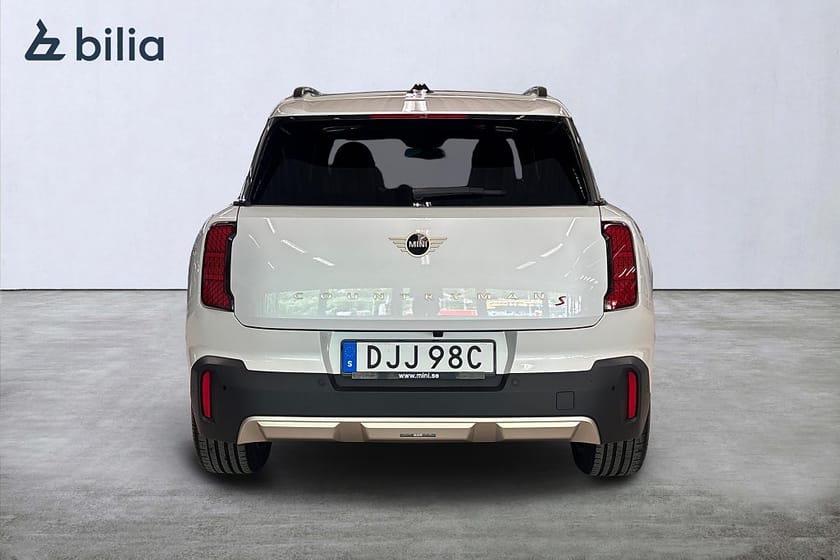 Bild 4 av MINI Countryman S ALL4 / Panorama / Aktiv farth. / Drag / H&K / 360