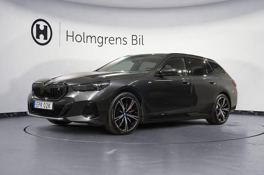 Bild 1 av BMW i5 xDrive40 Touring xDrive  M Sport Business Edt. Innovation Drag H K DAP