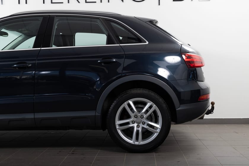 Bild 5 av Audi Q3 2.0 TDI quattro 140hk 18"/Drag/Xenon
