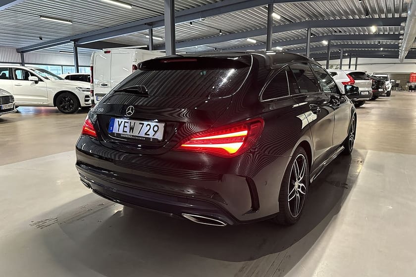 Bild 4 av Mercedes-Benz CLA 250 Shooting Brake 7G-DCT AMG Line Backkamera Drag Eu6