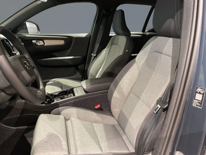 Bild 5 av Volvo XC40 B3 FWD Bensin Plus Dark