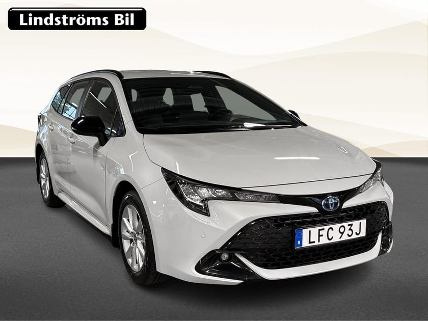 Bild 3 av Toyota Corolla Touring Sports Hybrid 1.8 Active Plus Sommar/Vinterhjul