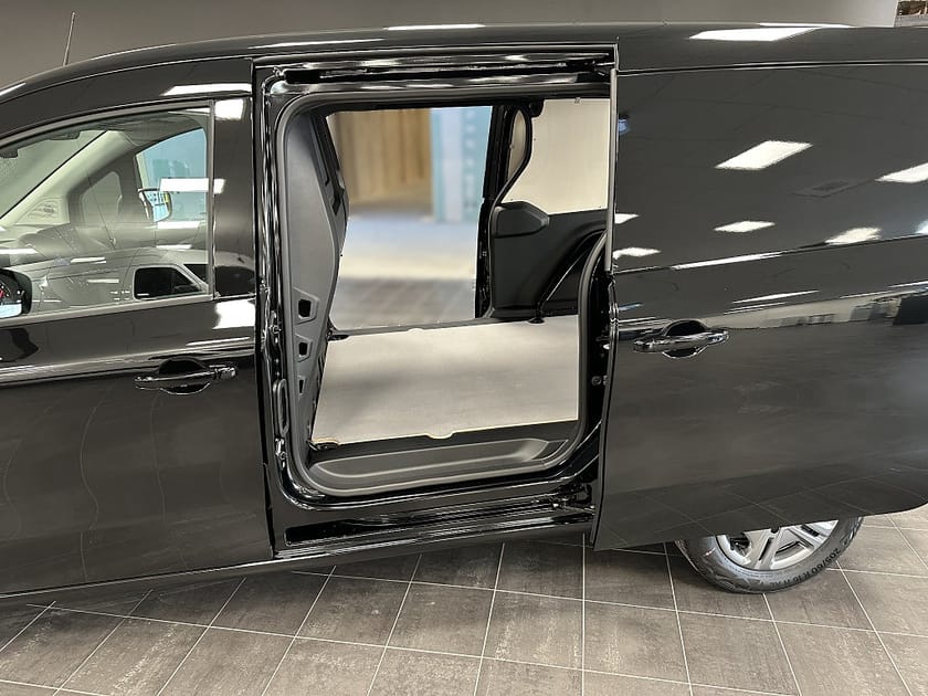 Bild 4 av Mercedes-Benz Citan 110 CDI L2 SPECIALEDITON AUTOMAT DRAG SKJUTDÖRR VÄNSTER