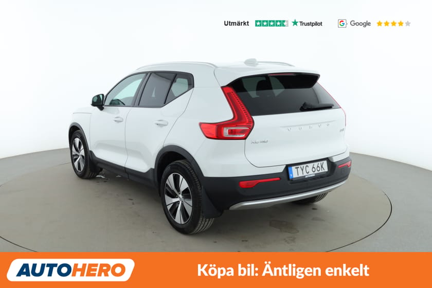 Bild 3 av Volvo XC40 Momentum Pro AWD / VOC, Värmare, Backkamera