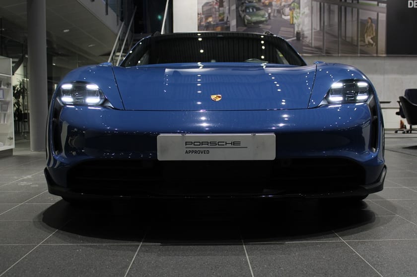 Bild 3 av Porsche Taycan 4 Cross Turismo TURI