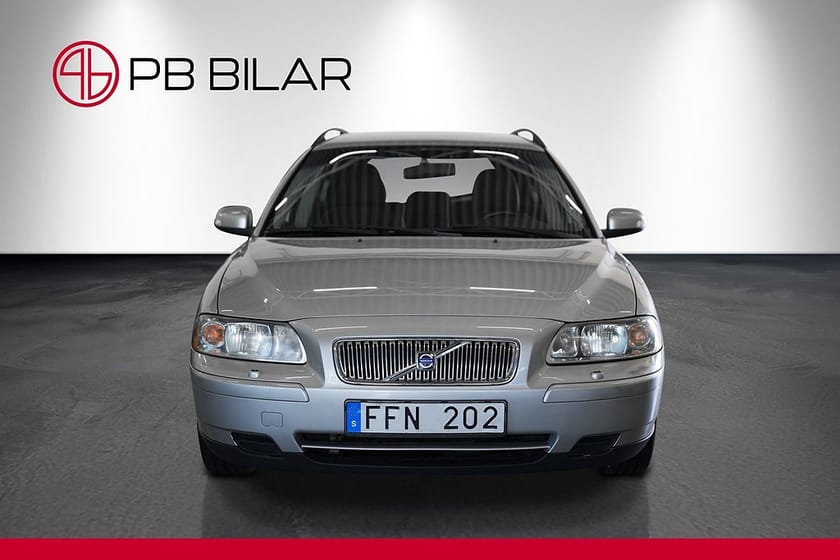 Bild 3 av Volvo V70 2.4 Manuell 170hk 2 brukare Drag