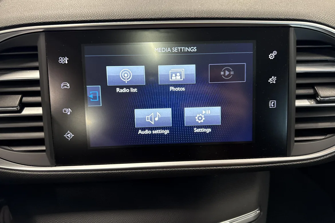 picture of a car