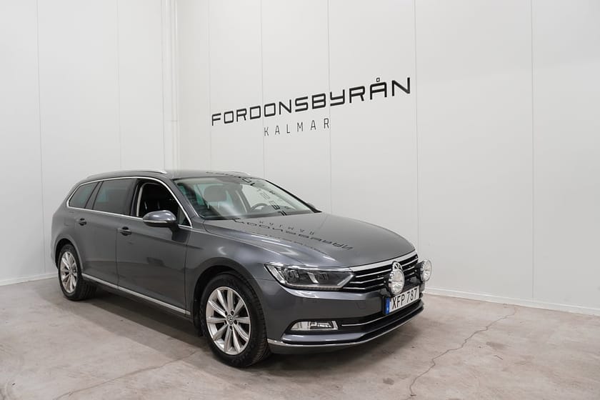 Bild 1 av Volkswagen Passat Sportscombi 2.0 TDI 190HK D-värm Kamera Drag Kamrem bytt