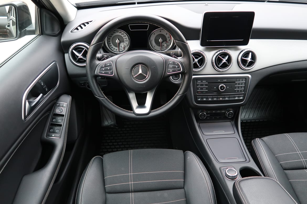 Mercedes-Benz GLA 2016 - miniatyr 7
