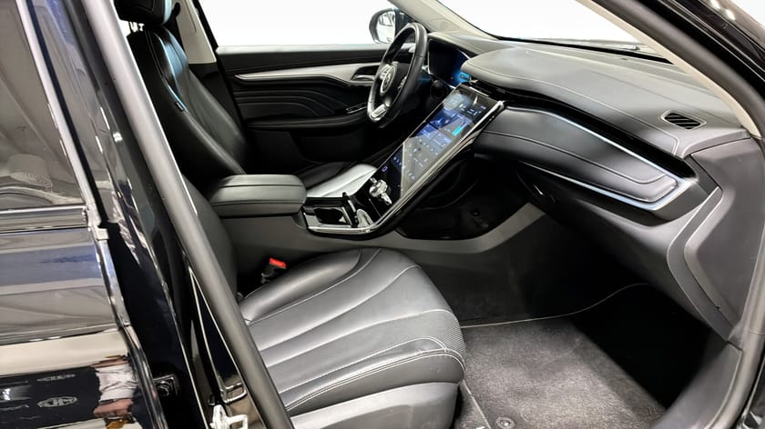 Bild 3 av MG Marvel R LUXURY