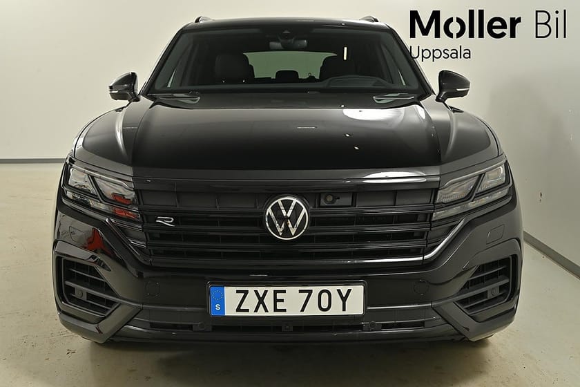 Bild 4 av Volkswagen Touareg R eHybrid 462hk, Innovation, Pano, Drag