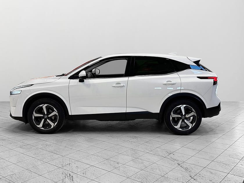 Bild 3 av Nissan Qashqai 1.3 DIG-T 4WD 158hk N-Connecta Comfort Pack