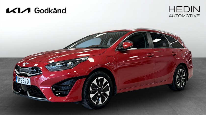 Bild 1 av Kia Ceed Sportswagon Plug-in Hybrid PHEV Action