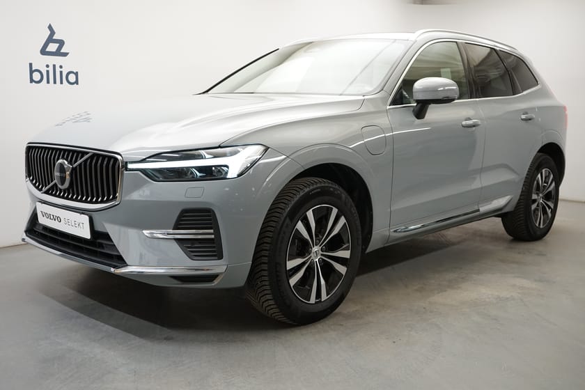 Bild 1 av Volvo XC60 Recharge T6 Core Bright, Dragkrok, Navigation, on call