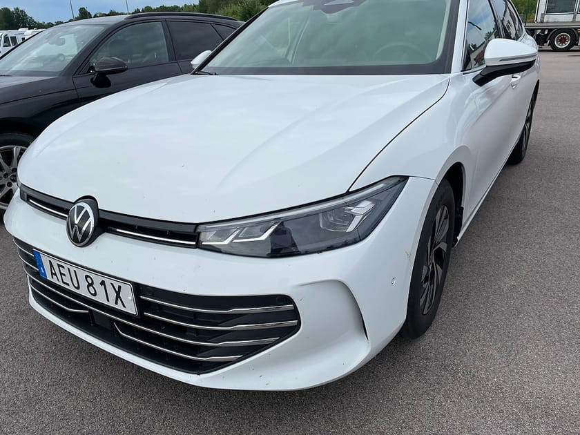Bild 1 av Volkswagen Passat Sportscombi eTSI 150HK