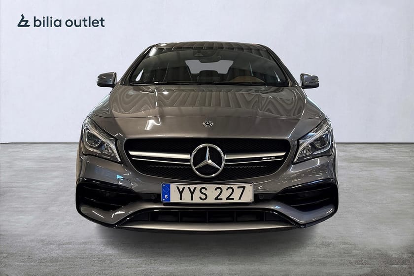 Bild 3 av Mercedes-Benz AMG CLA 45 4MATIC Coupé 381hk CarPlay B-kamera AMG-avgas