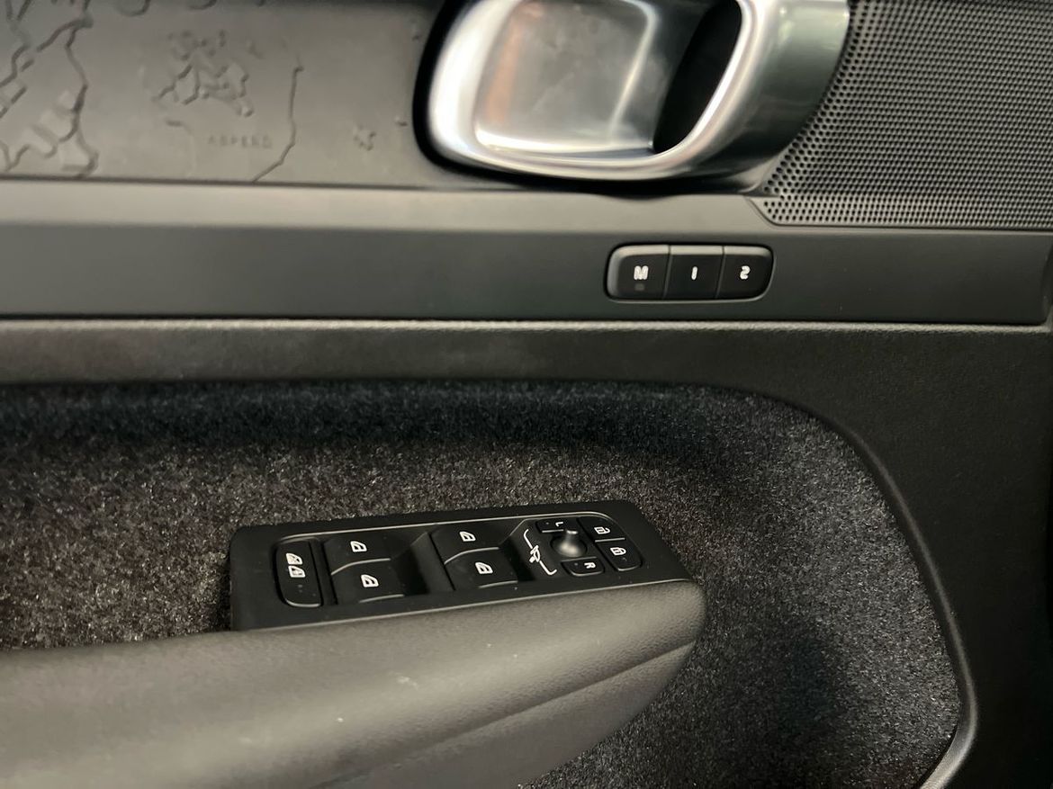 Volvo EC40 2025 - miniatyr 12