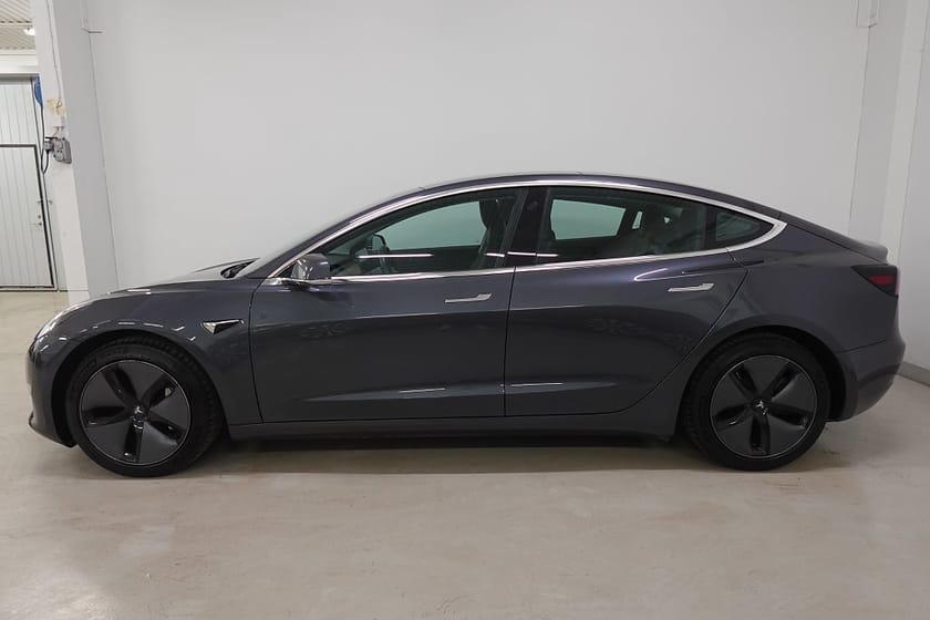 Bild 3 av Tesla Model 3 Long Range AWD Panorama GPS Kamera FSD