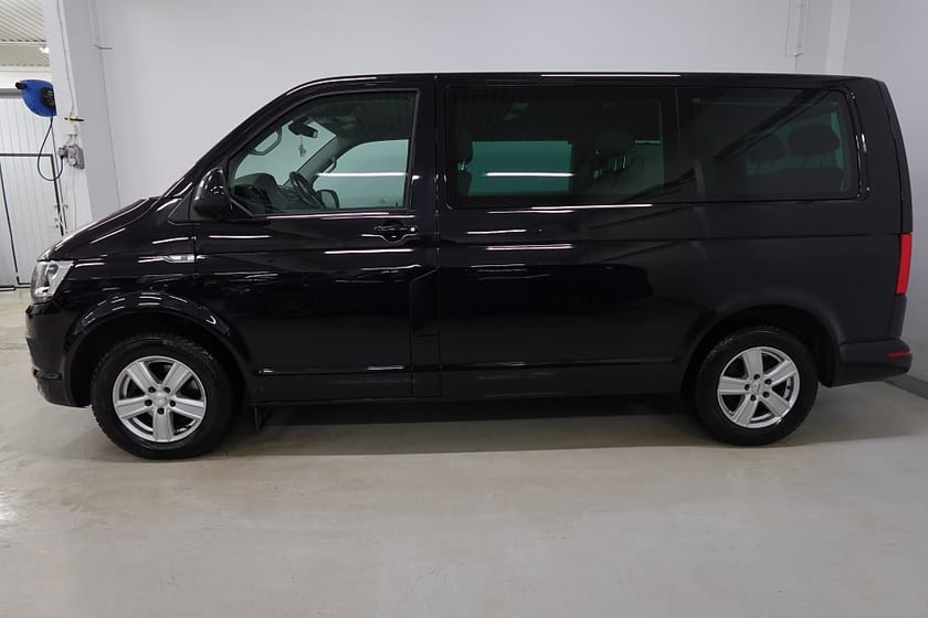 Bild 3 av Volkswagen Multivan 2.0 TDI BMT Comfortline 7-Sits Kamera P-värme Adap-Fart