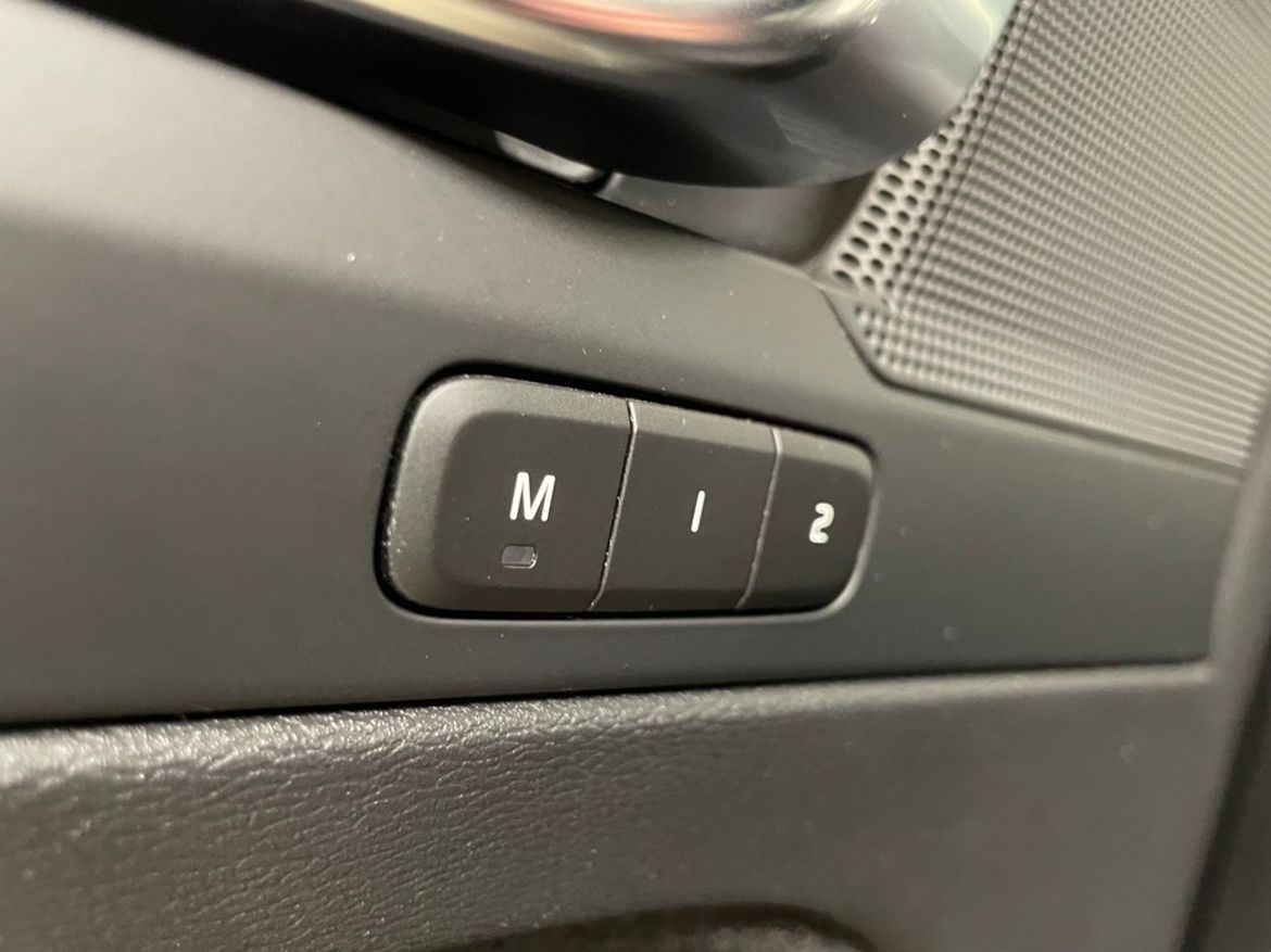 Volvo XC40 2023 - miniatyr 10