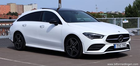 Mercedes-Benz CLA 200 d Shooting Brake CLA200 1 ägare AMG Panorama