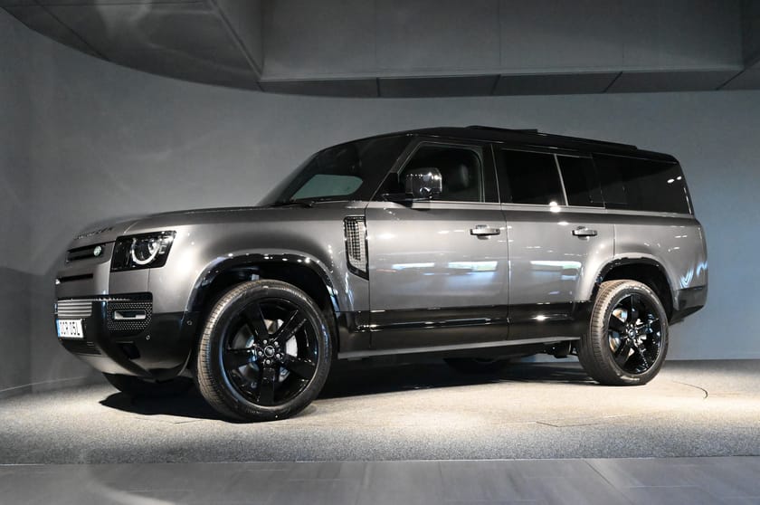 Bild 2 av Land Rover Defender 130 D300 MHEV X-Dynamic SE *Direktleverans*