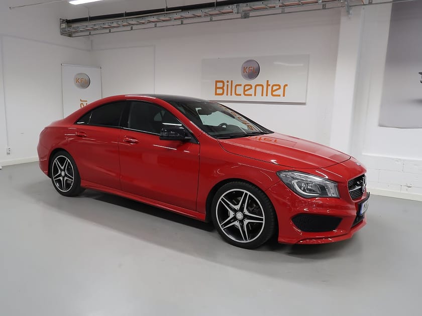 Bild 4 av Mercedes-Benz CLA 220 d AMG Line V-Däck ingår Taklucka-Kamera-Motorvärmar