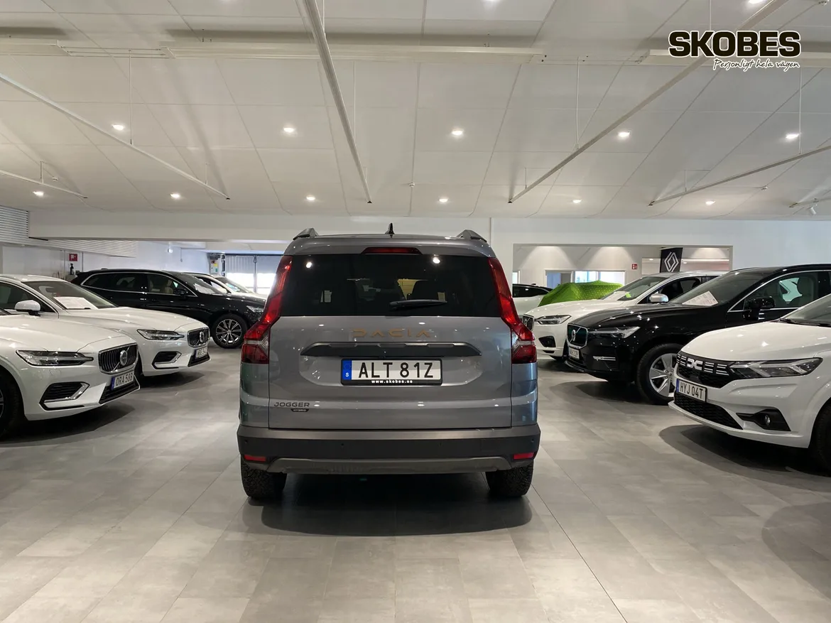 Dacia Jogger 7-sätes HYBRID 140