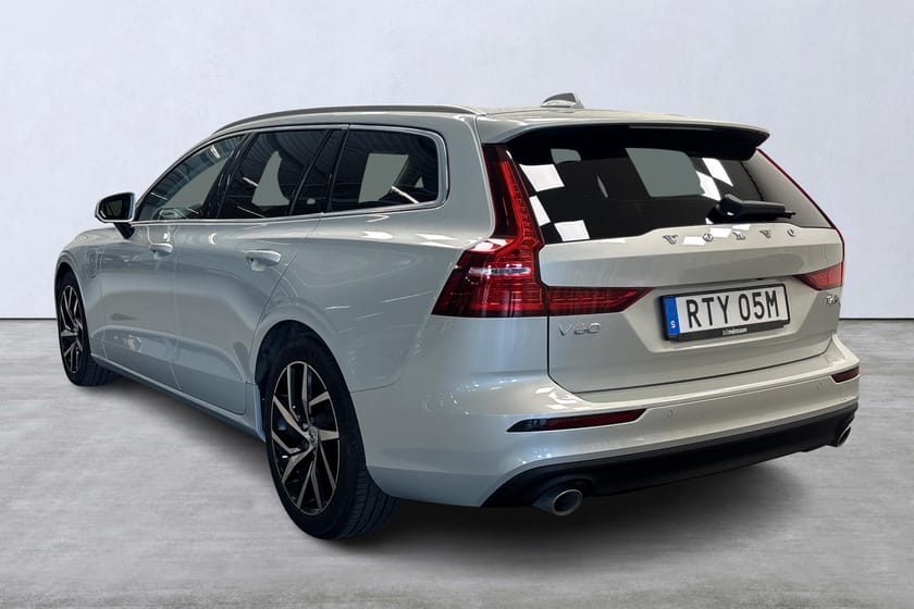 Bild 4 av Volvo V60 T6 TE Momentum Advanced Edition