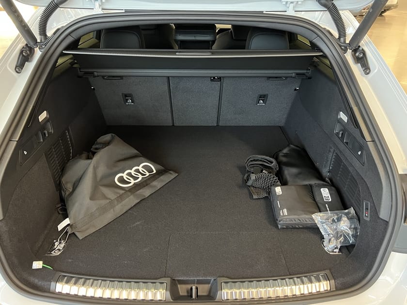 Bild 3 av Audi A5 Avant e-hybrid quattro 367hk S Tronic