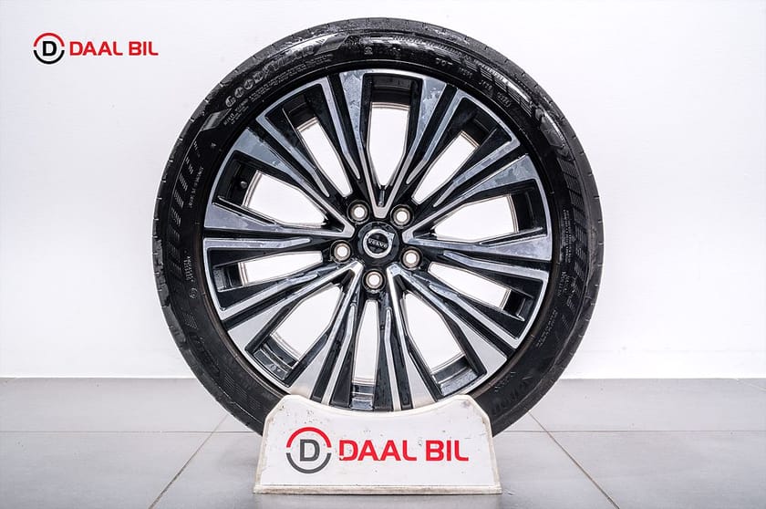 Bild 4 av Volvo V60 RECHARGE T6 AWD 350HK 80Ah CORE BRIGHT DRAG B-KAM