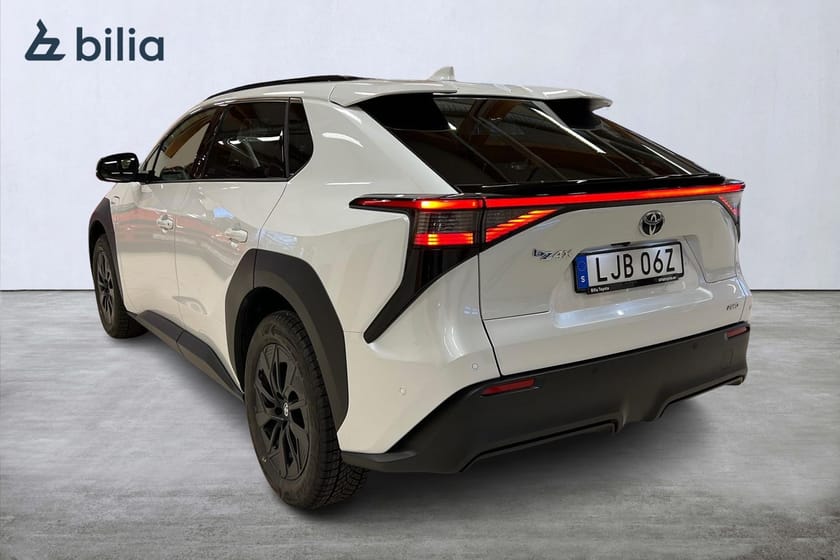 Bild 2 av Toyota bZ4X AWD - EXECUTIVE 18" / VINTERHJUL