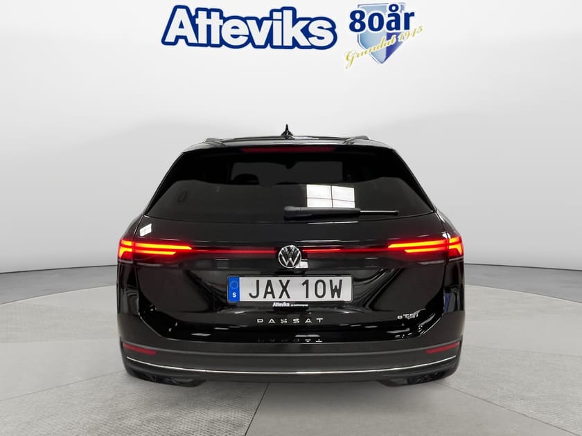 Bild 4 av Volkswagen Passat Sportscombi Business 1.5 eTSi 150hk *P.värmare/Dragkrok*