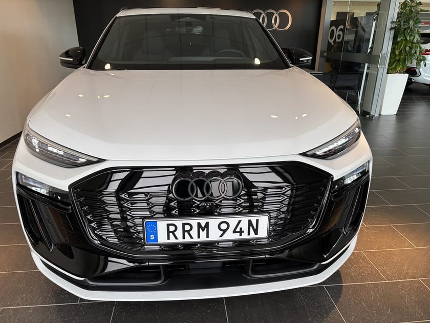 Bild 3 av Audi Q6 e-tron quattro S-LINE SELECTION LUFTFJ. 429 HK