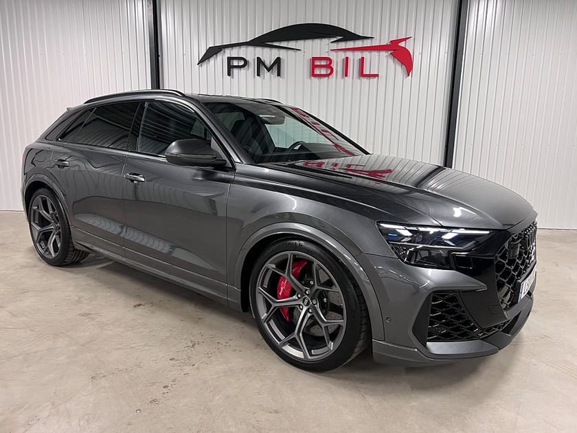 Bild 2 av Audi RS Q8 Performance RSQ8 Keramiska Alpin-Paket Pano Softclose