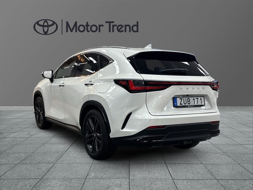 Bild 2 av Lexus NX 450h+ EXECUTIVE TEKNIKPAKET