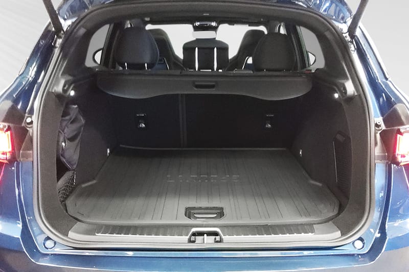 Lynk & Co 01 PHEV