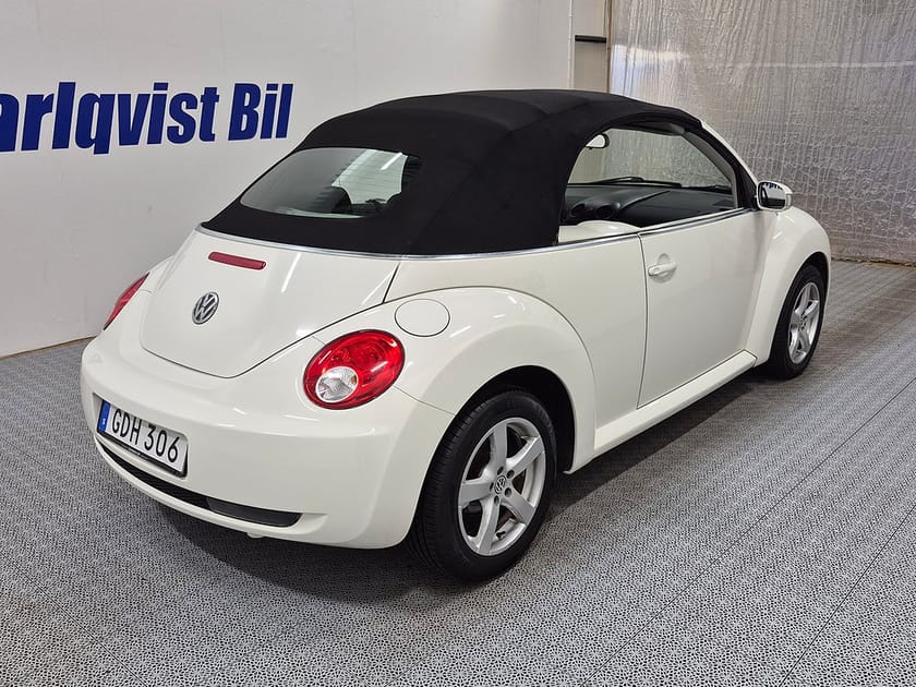 Bild 2 av Volkswagen New Beetle Cabriolet 102HK