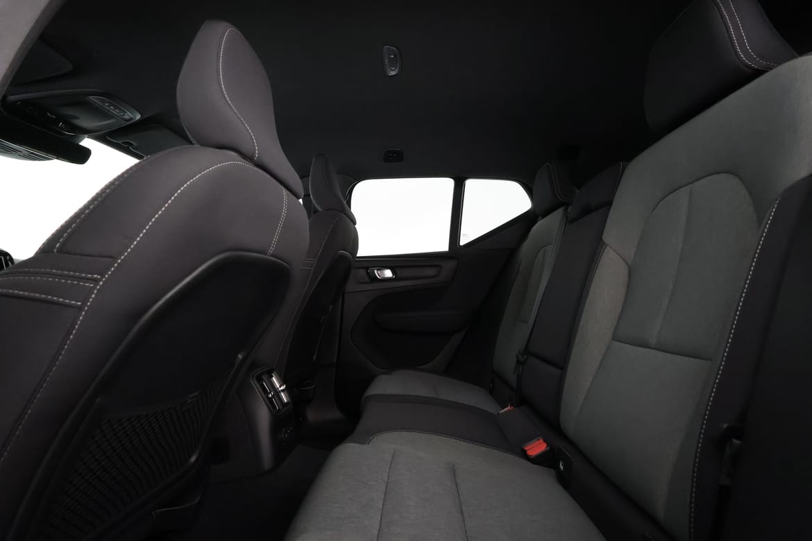 Volvo XC40 2023 - miniatyr 10