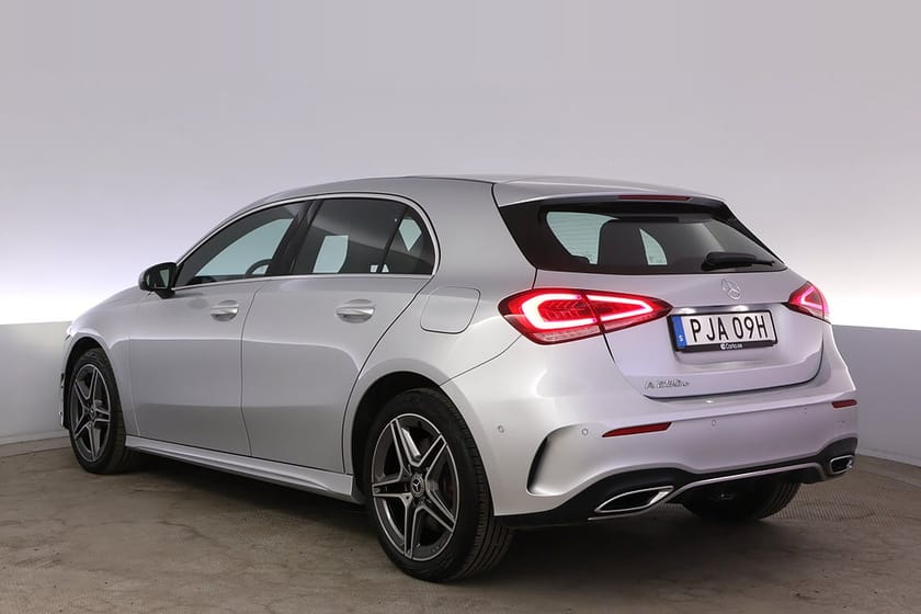Bild 4 av Mercedes-Benz A 250 e AMG Pano Widescreen Kamera Navi