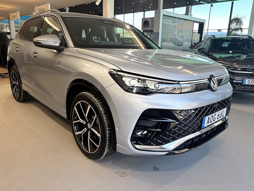 Bild 3 av Volkswagen Tiguan eHybrid R-Line-Edition SNABB LEV 4395kr/mån tom 24/5