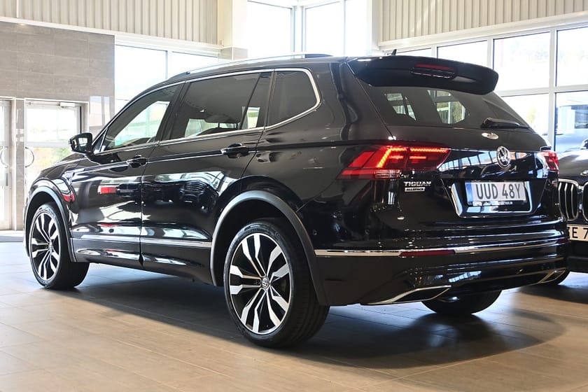 Bild 3 av Volkswagen Tiguan Allspace 7-sätes GT TDI 190 4M R-Line Drag Värmare 7-sits