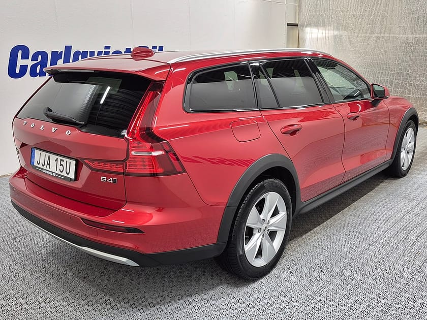 Bild 4 av Volvo V60 Cross Country B4 MILDHYBRID AWD 190HK 4x4 Core
