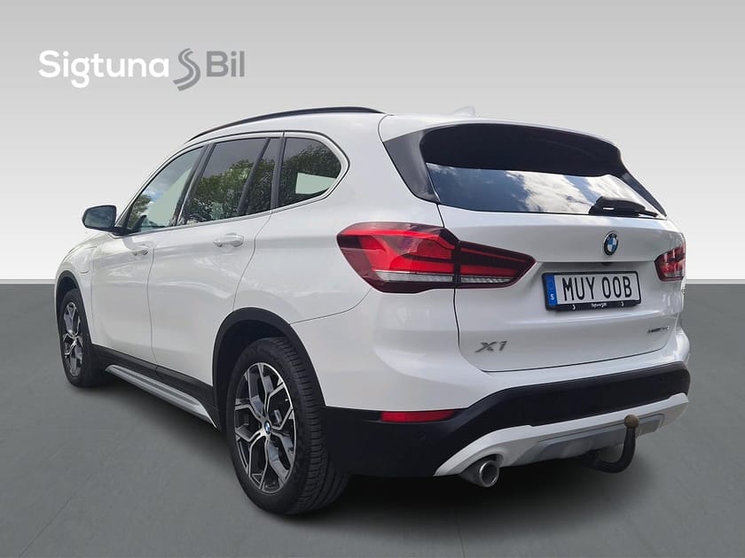 Bild 4 av BMW X1 xDrive25e xLine / Head up / Drag / Pano / Backkamera