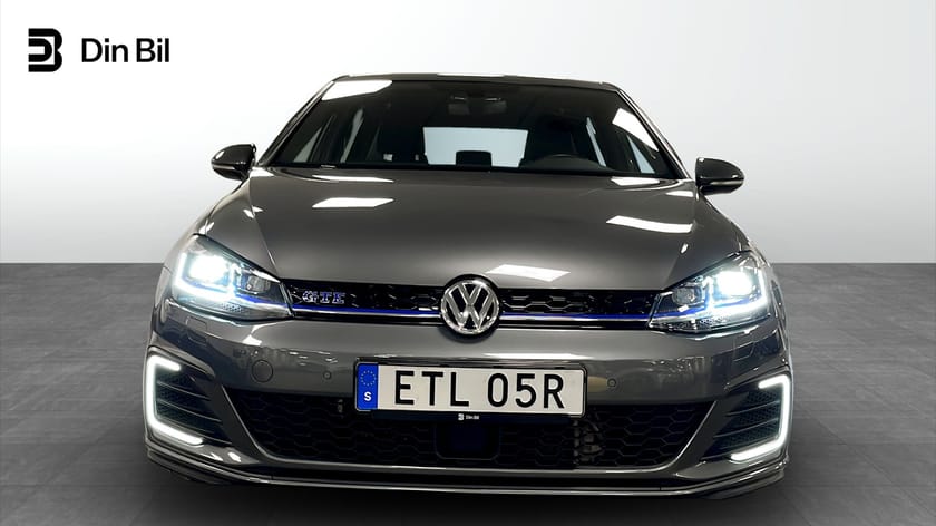 Bild 4 av Volkswagen Golf GTE Laddhybrid/ Låga mil/Parkeringsvärmare