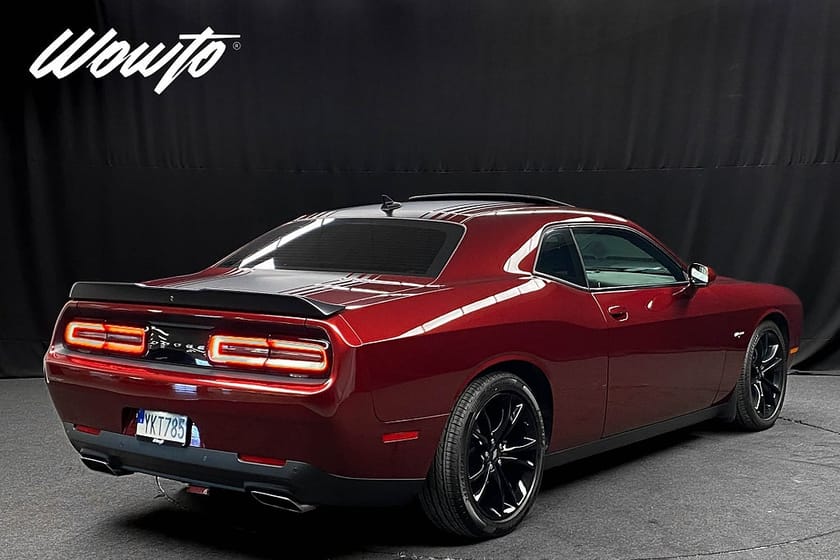 Bild 5 av Dodge Challenger R/T 5.7 V8 Hemi 381HK Shaker /Alpine /4.95%
