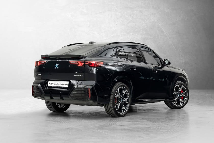 Bilde 3 av BMW iX2 xDrive30 