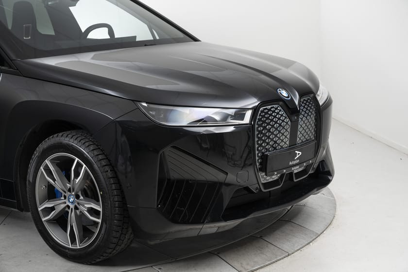 Bilde 2 av BMW iX xDrive50 ACC/Krok/360º/H&K/Massasje/HUD/Comfort